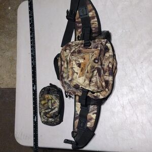 Fieldline camo waste pack